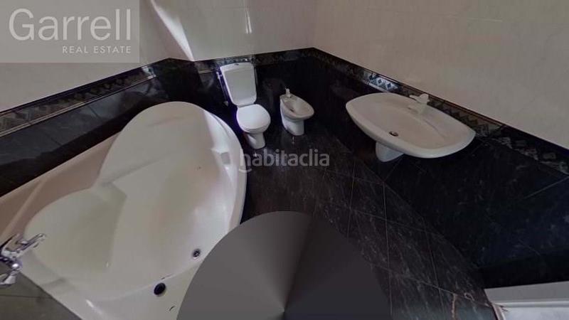 Foto 5d3ebf35-d75f-4978-ac98-a0221f9f25cb. Chalet avec parking piscine dans Els Masos - Els Garrofers Coma-ruga