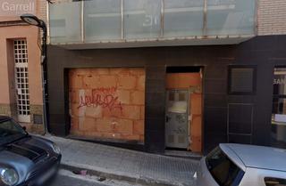Local commercial  Carrer sant salvador 
es: pl: pt:l
 ripollet (barcelona)