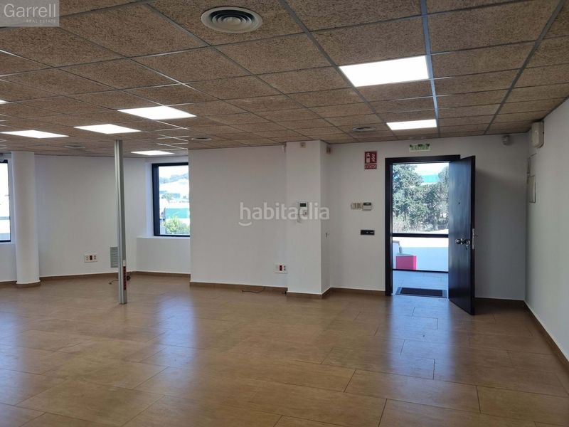 Foto f326ce30-aa98-4d76-92cd-550a837268d5. Lloguer oficina a Palou Granollers