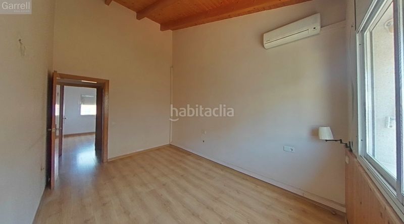Foto 0c579f16-586a-433a-a420-7518183ab553. Chalet en Roc Blanc Terrassa