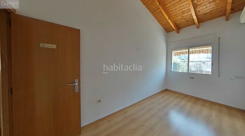 Foto dd538145-75cb-4e9b-bdce-f90c1c4e6c0c. Chalet en Roc Blanc Terrassa