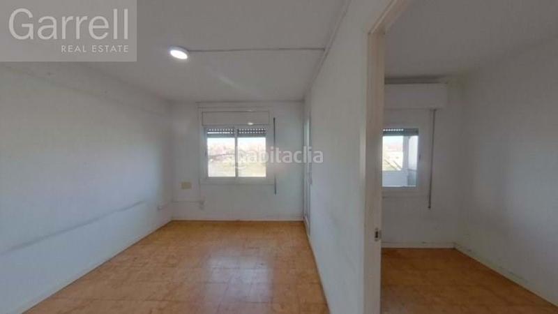 Foto eec01c6e-7f15-4969-9413-aaf556ad76c4. Etagenwohnung in Can Tiana Ripollet