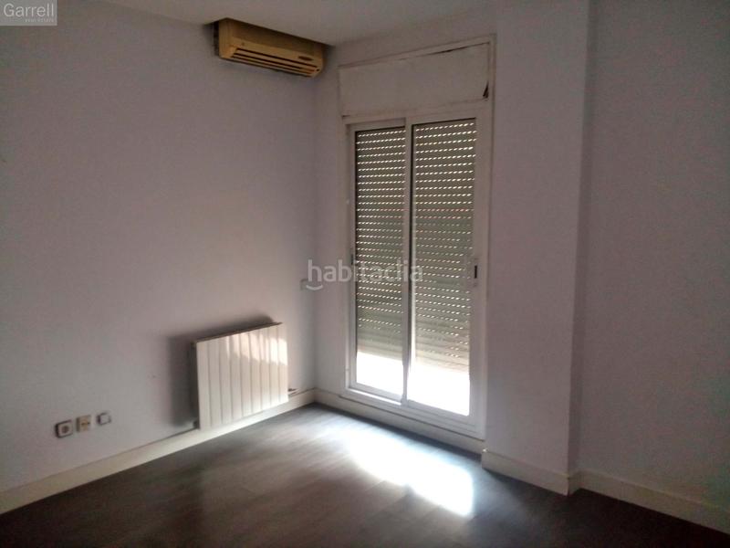 Foto 3d5f8da1-0d5a-4160-9fe2-d1bc7bb857ed. Etagenwohnung mit parking in Creu de Barberà Sabadell