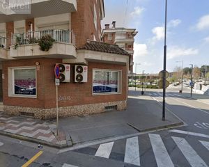 Business premise  Av. joan carles i