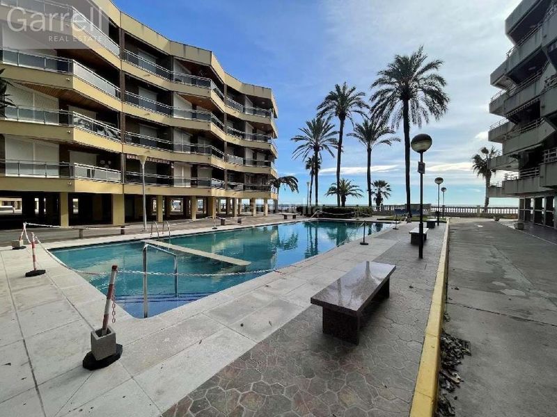 Foto 60faa34c-f576-48fe-8339-49bca723c4f1. Pis amb piscina a Cap de Sant Pere Cambrils