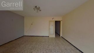 Etagenwohnung  Carrer consell de cent