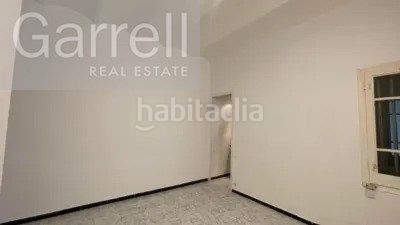 Foto ede6d2c9-a9fc-4690-828c-faedbafba0f0. Pis a Vila de Gràcia Barcelona