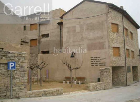 Foto 3bf20633-ca79-45ac-80c3-5dda2a293337. Edificio en Conesa