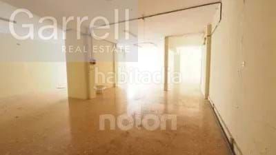 Foto 5c2fc519-cfa1-4e1a-b679-cdb67add25c7. Local comercial a La Gavarra Cornellà de Llobregat