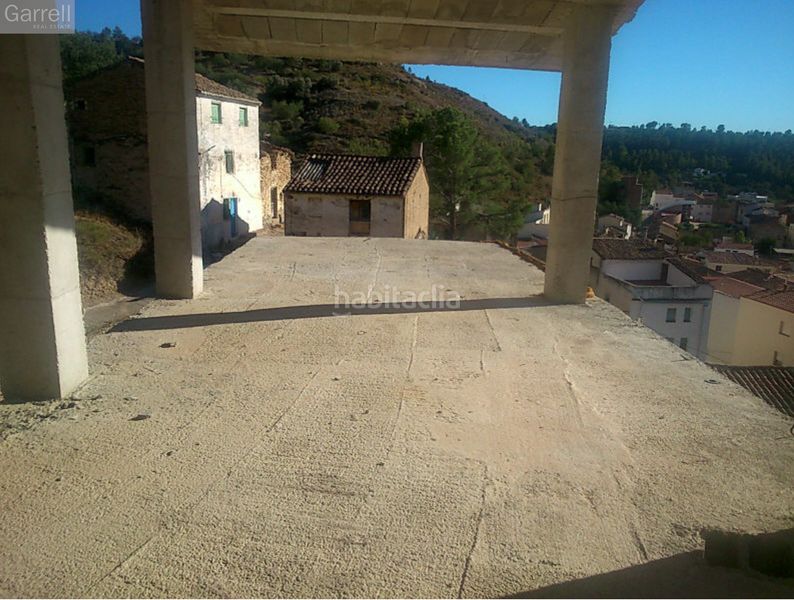Foto 98b51f57-cd64-4c7a-a3c0-bf3aaa69a074. Edificio in Tivenys
