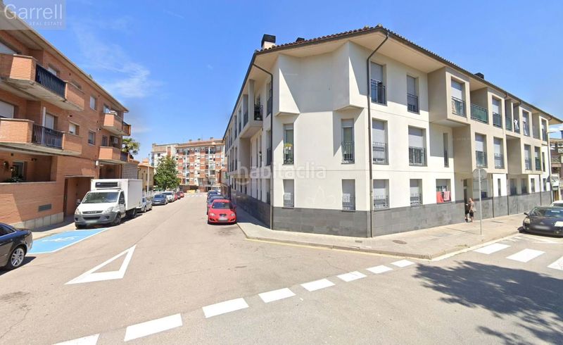 Foto e49a249f-dea6-4fbe-80f2-956bdffd8d2a. Edificio en Manlleu