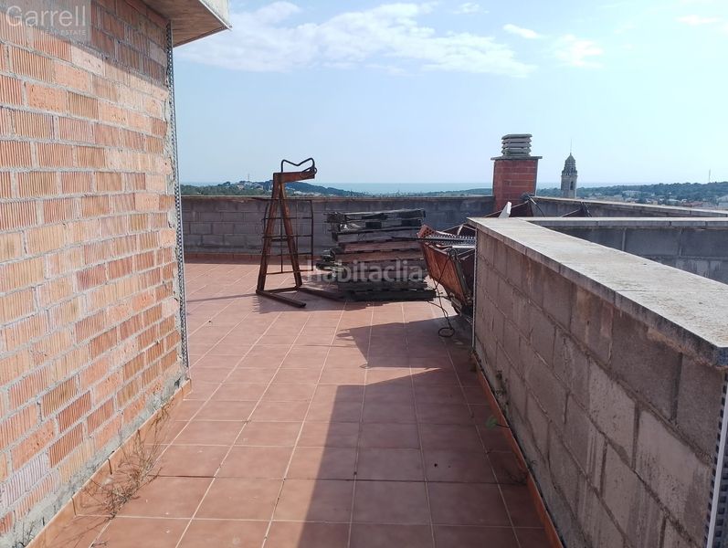 Foto 53790ec0-12ea-4079-bc17-b774fbd00570. Edificio en Pobla de Montornès (La)