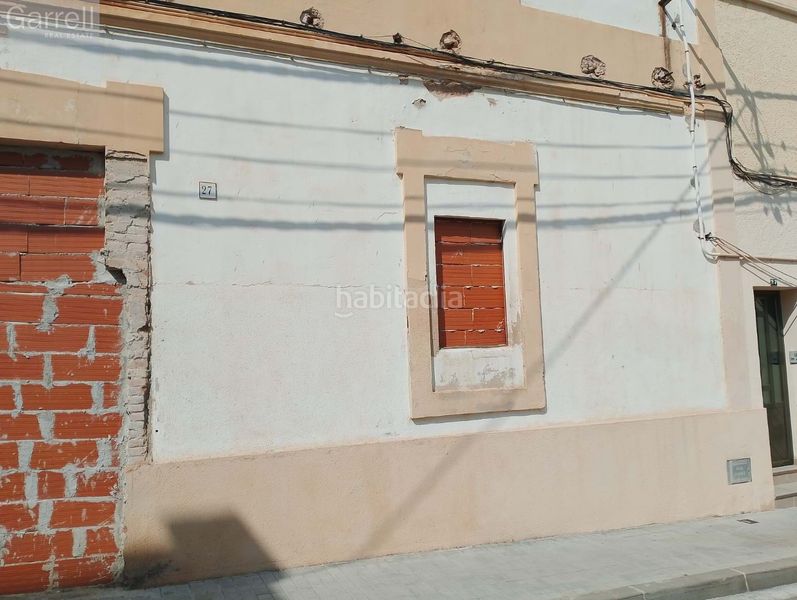 Foto e714ee89-e155-42a4-a77a-693de400cccf. Edifici a Pobla de Montornès (La)