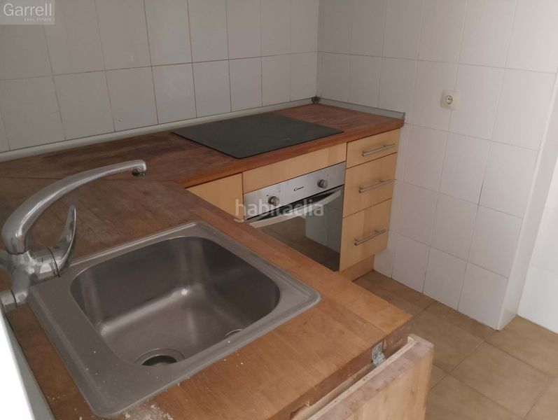 Foto 1a046e95-cacf-4285-b408-61085ba6ae28. Pis amb piscina a Migjorn Reus