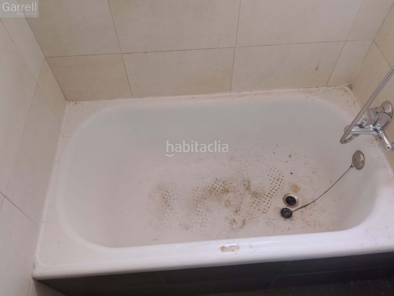 Foto ffce9053-ca72-45c8-af4f-a0f5f4438e6c. Pis amb piscina a Migjorn Reus