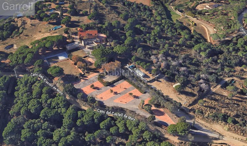 Foto e401bb80-f87d-4f29-bd38-4eab34c9e9af. Casa adossada amb piscina a Urbanitzacions Mataró