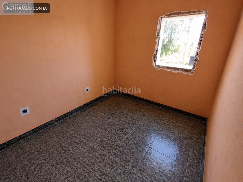 Foto 2e3dd8f0-086d-40ee-8aba-e1fbc9fd92a6. Casa adossada amb aparcament a Sils