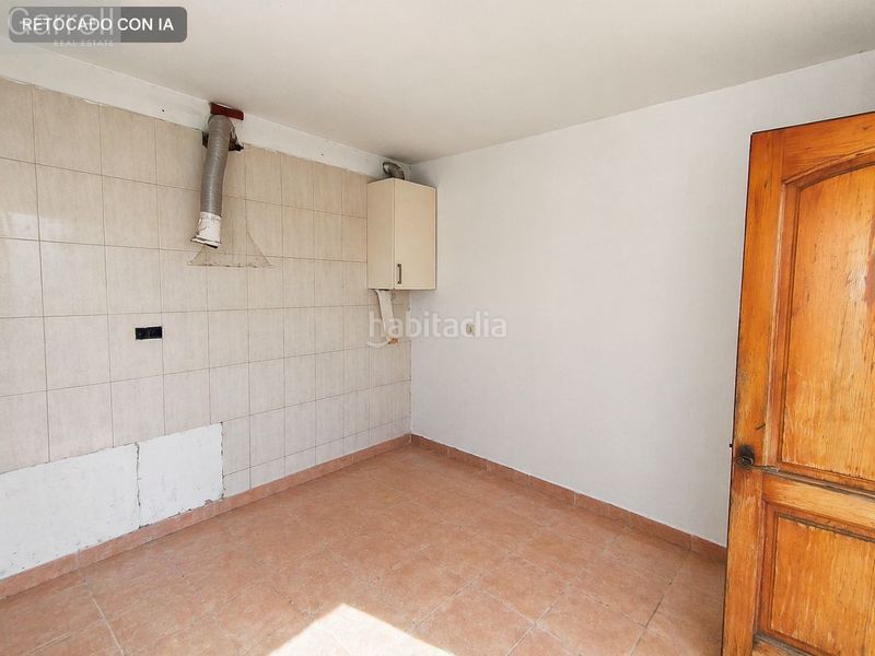 Foto 99237c54-b5ed-4eb6-8c95-e9d999efc767. Casa adossada amb aparcament a Sils