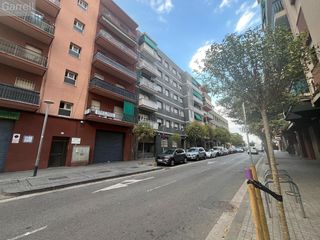 Etagenwohnung  Carrer pablo picasso 
es: pl: pt:
 mataro [barcelona]. Amplio piso de 4 dormitorios en mataró, ideal para familias, con