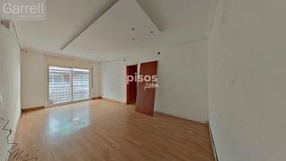 Appartement  Carrer pintor togores 
 
cerdanyola del vallès. Amplio apartamento de 3 dormitorios en cerdanyola del vallès, ba