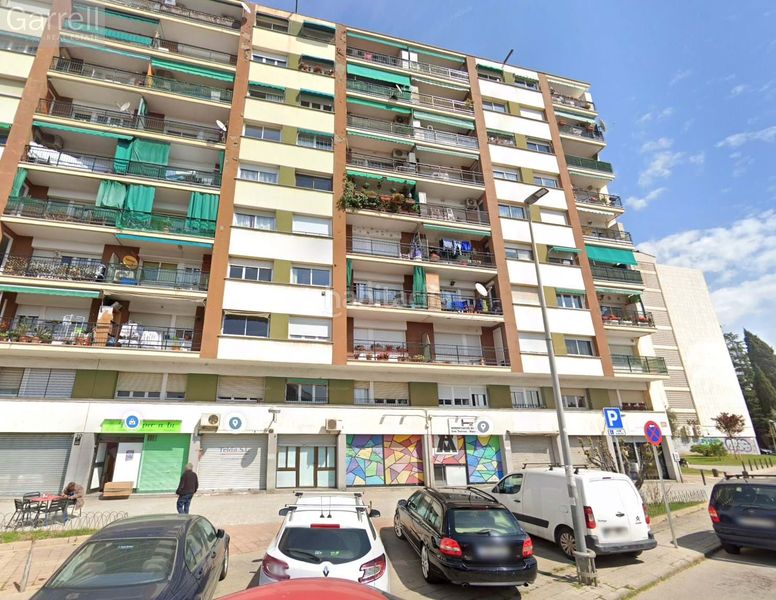 Foto b54edb91-e861-4aee-b1cd-d1b709706131. Piso en Les Torres Rubí