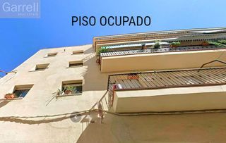 Etagenwohnung  Carrer vall 
cl vall (b) es: pl: pt:
 canet de mar (barcelona). Apartamento ocupado  de 2 dormitorios en canet de mar, barcelona