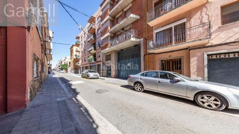 Foto a8a56fc3-bb91-4802-8020-8e928e12126a. Local comercial a Creu de la Mà Figueres