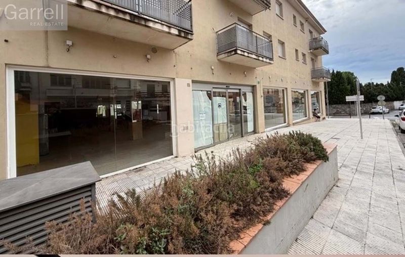 Foto fb2a26a4-897a-4ad2-9bbe-9a97324c15f2. Local comercial a Castelló d´Empúries