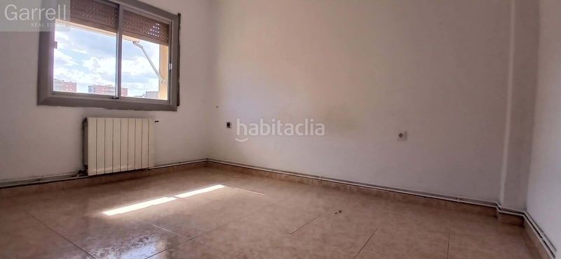 Foto e7fd2fb2-2017-48f0-8153-f217aaaffa97. Pis a Campoamor Sabadell