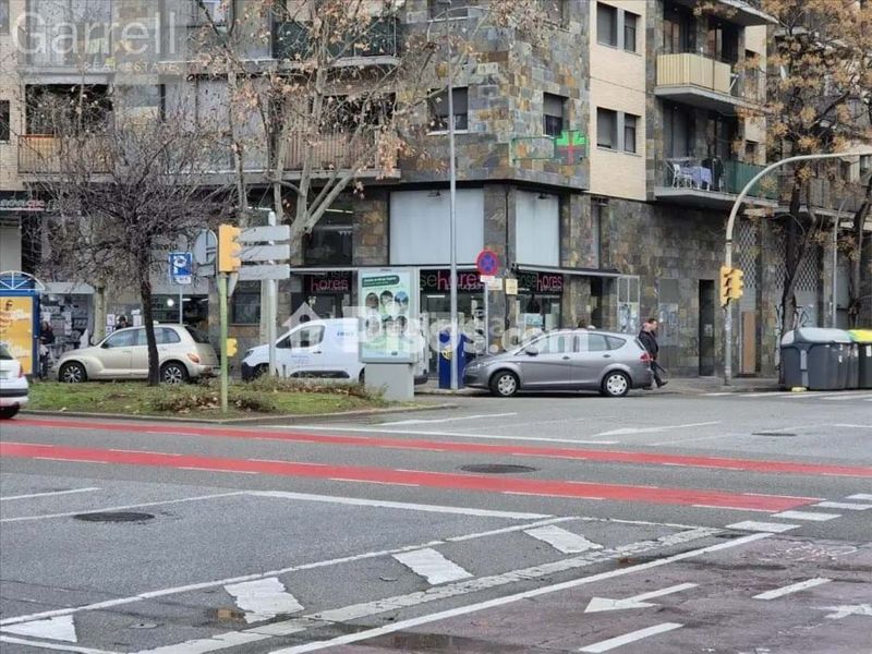 Foto a934419d-3bc5-4d16-92ca-42842877f1c6. Local comercial a Creu de Barberà Sabadell