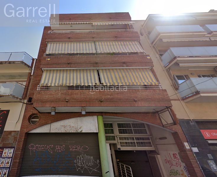 Foto c8147d37-9446-4e27-b190-740c3978d947. Local comercial a Centre Viladecans