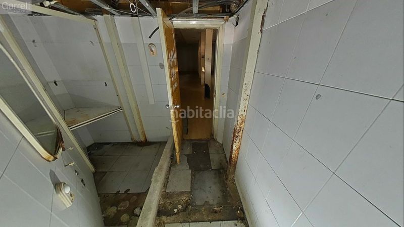 Foto 0b8f3c83-500d-43d0-93e0-72ca29827c65. Local comercial a El Camp de l´Arpa del Clot Barcelona