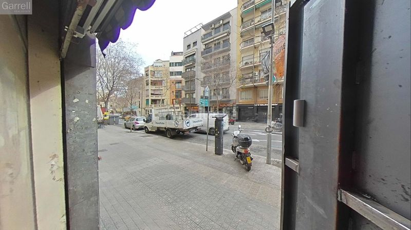 Foto af767d36-b182-4de8-8c4e-0cc0cba6c07f. Local comercial a El Camp de l´Arpa del Clot Barcelona