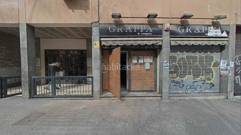 Foto d0231697-0e89-46f6-96ba-ee5b25515523. Local comercial a El Camp de l´Arpa del Clot Barcelona