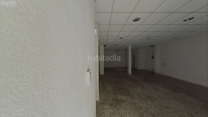 Foto d65ec43c-70a9-43dc-8a33-1d46acfaaf8b. Local comercial a El Camp de l´Arpa del Clot Barcelona