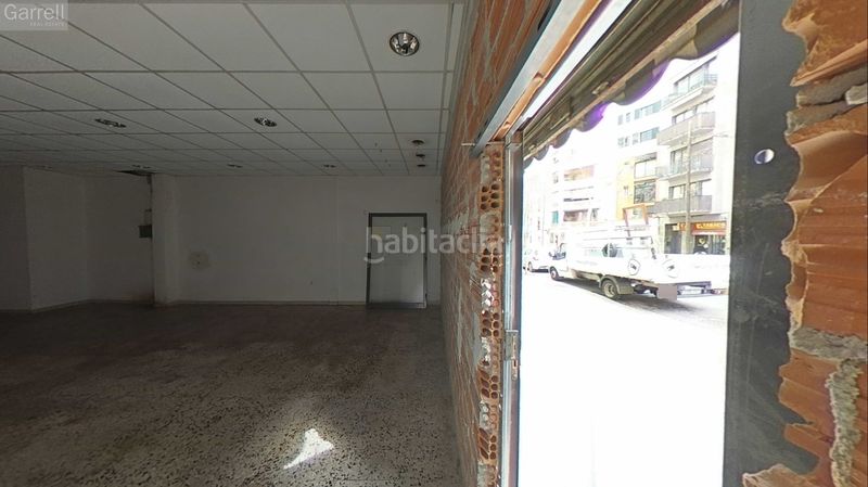 Foto e0f82f61-f198-40db-8577-78ec8d8f3c9a. Local comercial a El Camp de l´Arpa del Clot Barcelona