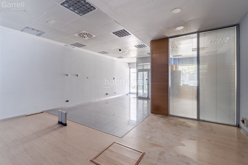 Foto c61cbddc-832e-4758-b928-f441dcd9f424. Local comercial a Martorell