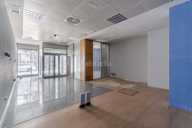 Foto dbd798b6-9677-4dc8-96fc-bbf7ecacbfbf. Local comercial a Martorell