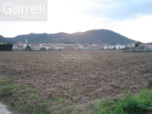 Foto cc714dca-5f4e-405e-ac26-94d48959f71f. Terreny residencial a Celrà