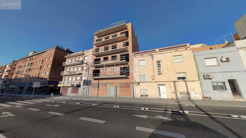 Foto 957ee65f-f16a-40cc-a9cb-68ffc95727a6. Edificio en Centre-Estació Gavà