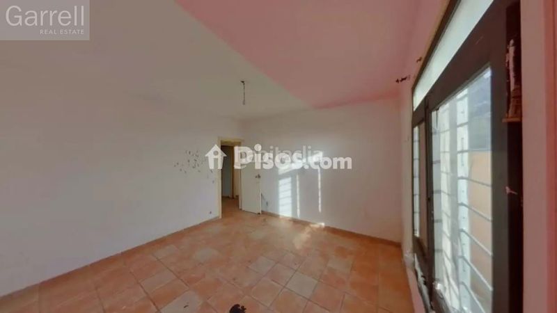 Foto 45c3391e-8b78-4ddb-898f-c9617b945100. Casa adossada a Els Pavos Blanes