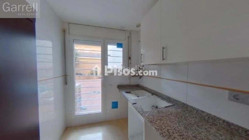 Foto 049d1b3d-5016-4fd3-94bc-a752b5f08377. Pis a residencial Blanes - vistamar Blanes