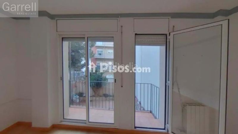 Foto efe3fe88-a94b-4a02-b3e8-b77d6c59d677. Pis a residencial Blanes - vistamar Blanes