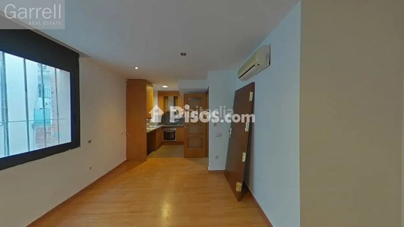 Foto f57124e7-eb88-4c1e-a432-b3e20f7bd2a0. Pis a Egara Terrassa