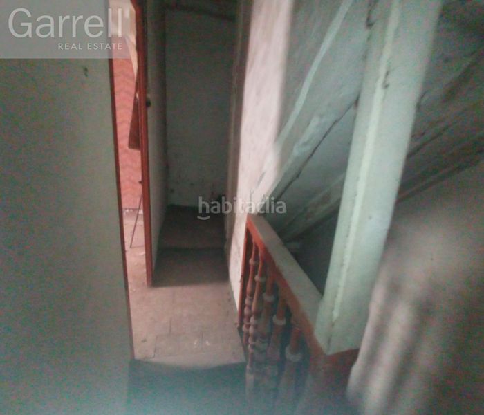 Foto 39a1ddd1-a984-478d-bf7b-f75f84ca67a0. Edificio en Olot