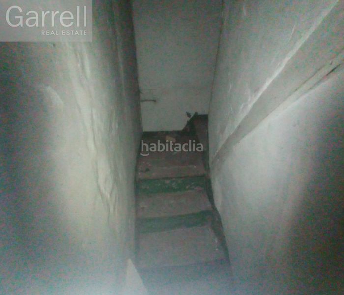 Foto 8d3c6a91-173b-4797-905f-894149b2a2f5. Edificio en Olot