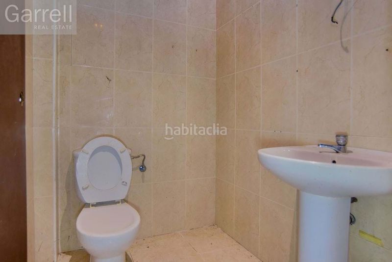 Foto aa788d5a-9ddf-485a-8279-a065e8d4341d. Local comercial a Zona Alta Premià de Mar