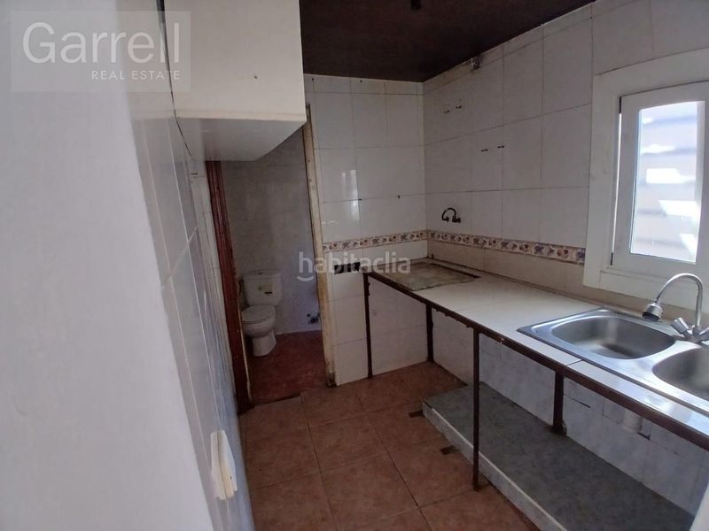 Foto d2fe42cc-f7fb-4f65-ba2d-b9adf998227d. Pis a Canovelles