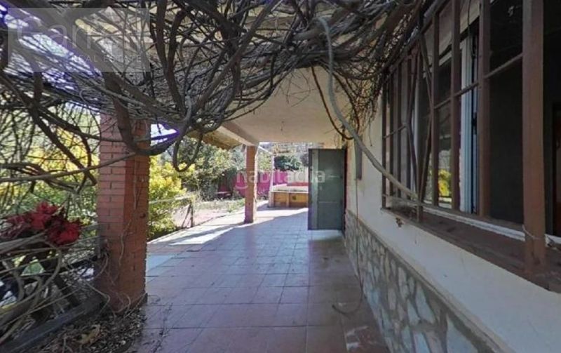 Foto cbee9c1b-a2ff-4cc5-b431-98dd782858d8. Casa adossada a Massanes