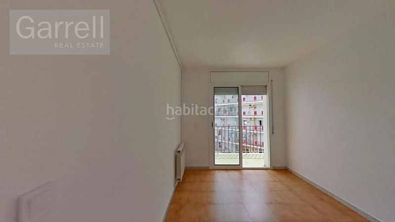 Foto 81d25714-0a34-4b31-b2cb-8c3b0e7e174f. Pis a Els Pins Blanes
